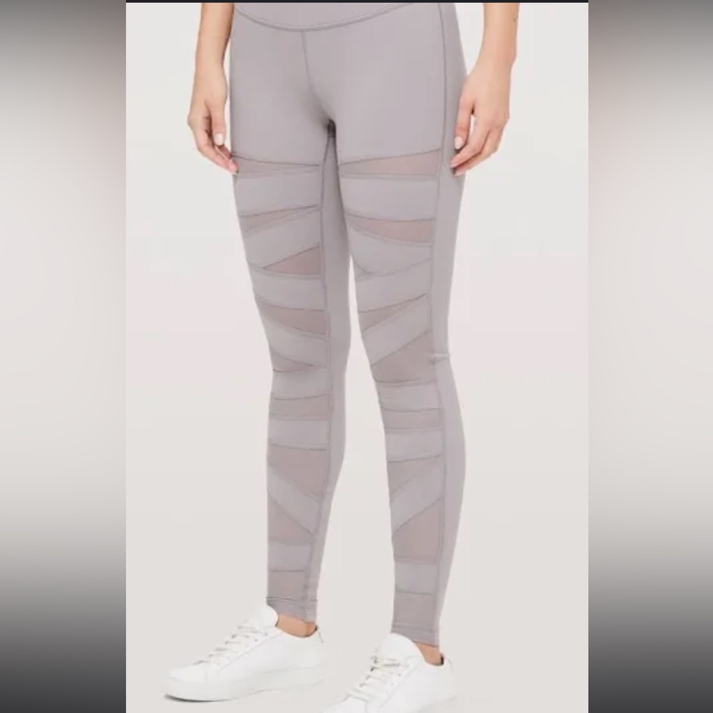 Lululemon Wunder Under Tight 28” Mesh Size 10